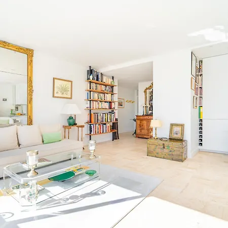Apartment Lovely With View Paris