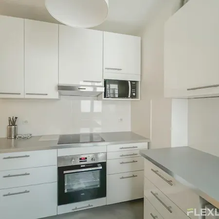 Flexliving - - Turbigo Holiday home *