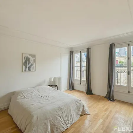 Flexliving - - Turbigo * Paris