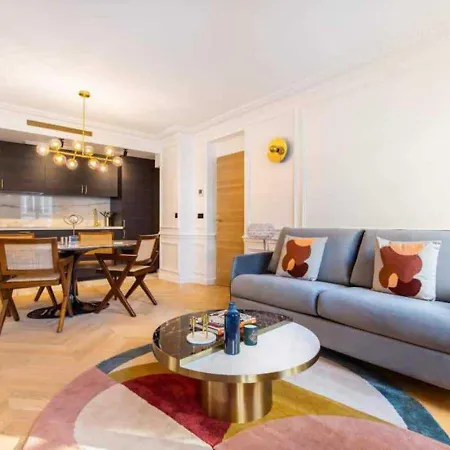 Newly Rebuilt By Architect - Center Of Apartment