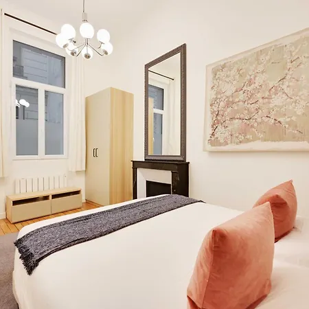 Apartment Beautiful -1br-4p- Tour Eiffel - Invalides Paris