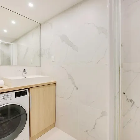 Beautiful -1br-4p- Tour Eiffel - Invalides Apartment *