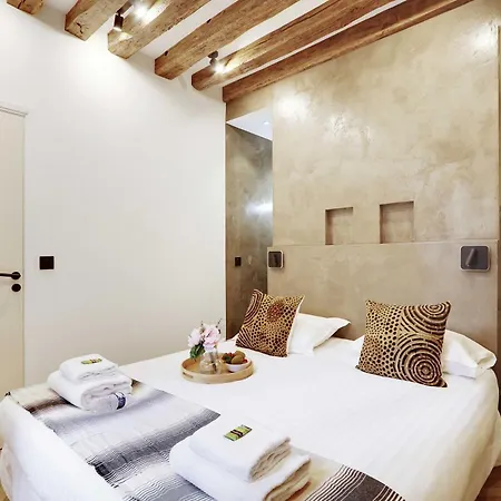 Apartment Authentic - 1br-4p - Le Marais *
