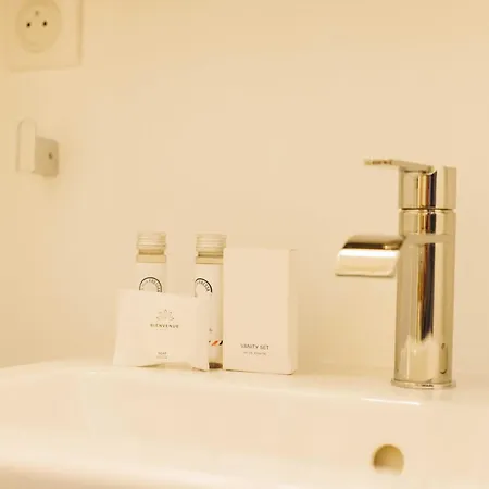 Exceptionnel Duplex A Proximite De Montmartre! * パリ