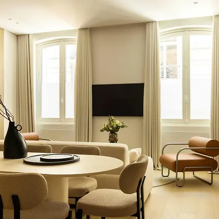 Luxurious Madeleine - Saint Honore Apartment