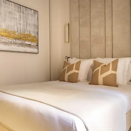 Apartment Luxurious Madeleine - Saint Honore Paris