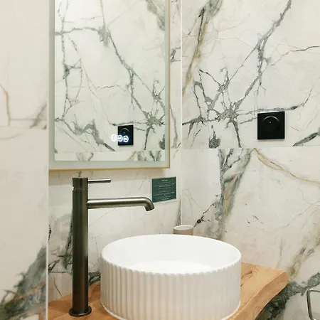 Lavie Maison Ac Hot Tub * Paris