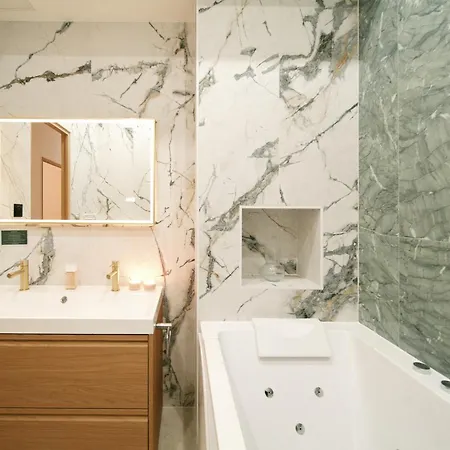 Lavie Maison Ac Hot Tub Paris