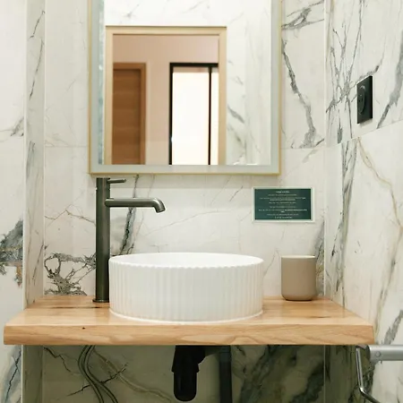 Lavie Maison Ac Hot Tub Apartment