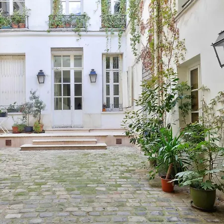Apartmán 1br Flat With Garden 5mn To Pont Des Arts Paříž
