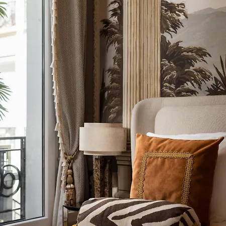 Apartment The Donatella - Champs Elysees Paris