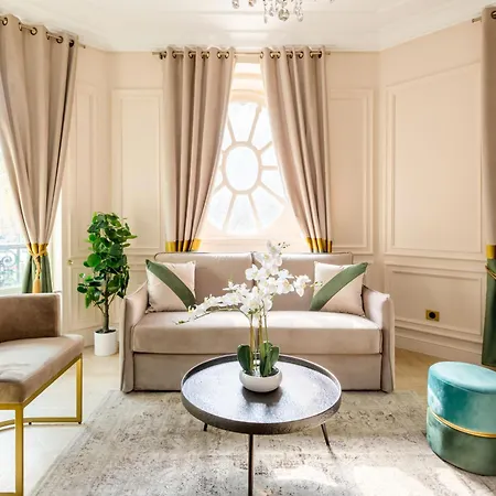 Merveil - Luxury - Louvre - Ours I Paris
