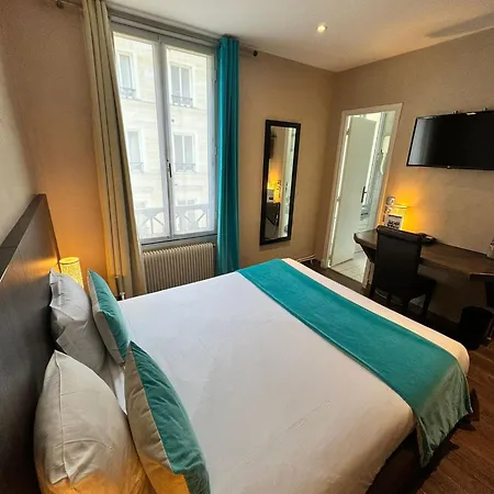 Hotel Pax Opera 3*