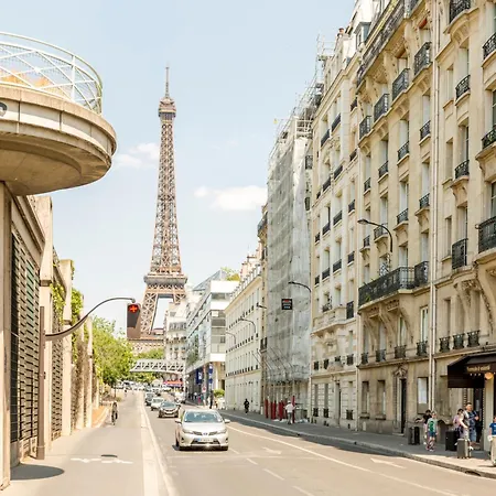 Merveil - Family - Tour Eiffel - Finlay Apartment Paris