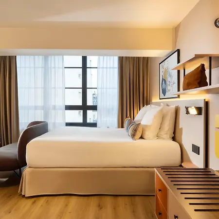 Aparthotel Yuna Montmartre - Paris