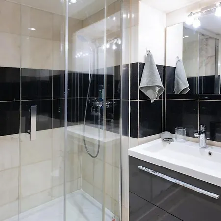Apartment Grands Boulevards 4 Guests *
