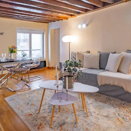 Apartment Grands Boulevards 4 Guests *