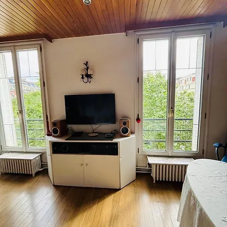 Apartment Porte D'orleans