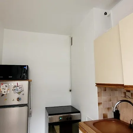 2-room With Balcony Montparnasse Paris
