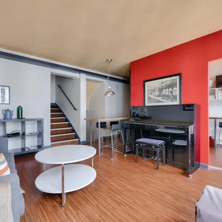 Apartment Stunning 2br Flat Near Place Des Vosges *