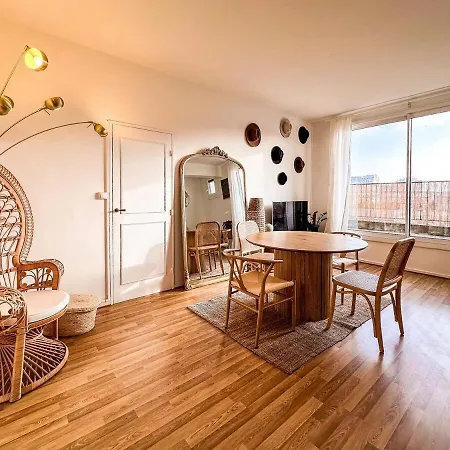 Parisian Nest - Panoramic Views - Free Parking