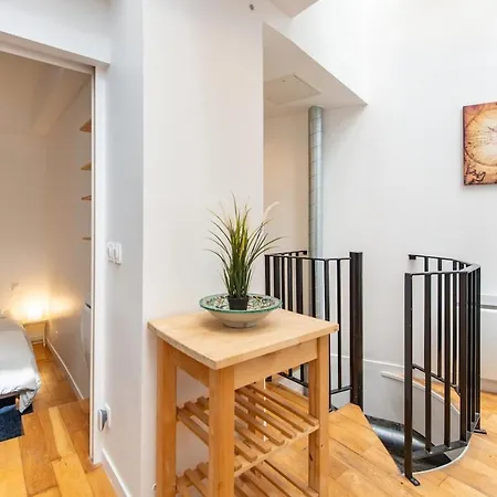 Geranimus Republic Square Appartement