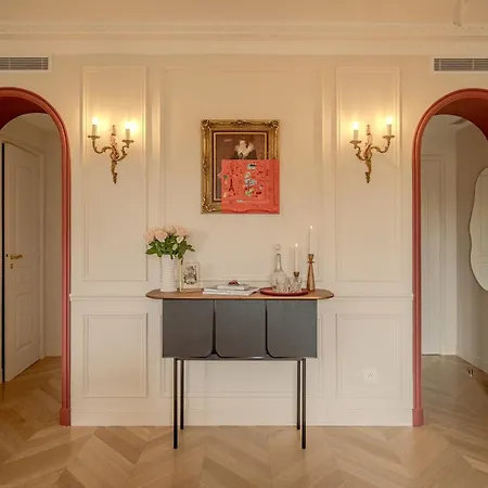 Apartment With Eiffel Tower View Paris