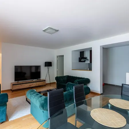 Apartment Spacious - Trocadero *