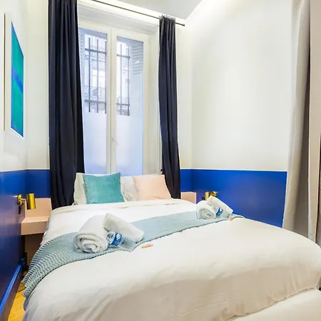 Moderne - 1br 4p - Ac - Champs-elysees * Paris