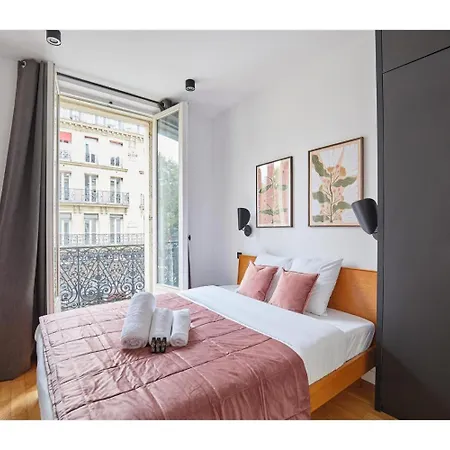 Magnificent New Beaubourg Le Marais Paris