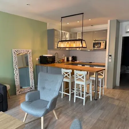 Rent A - Bonne Nouvelle * Paris