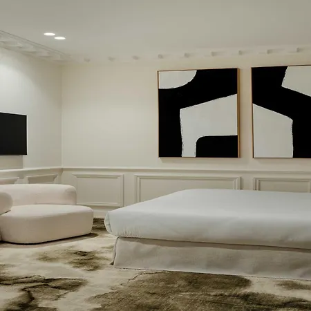 Leon Hotel-pigalle Suite-01-prm Apartment Paris