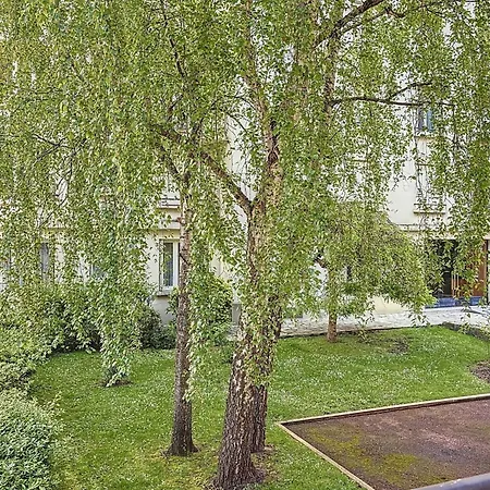 Appartamento Spacious 2-room Near Nation *