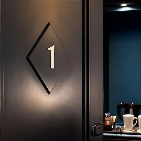 Hotel Gustave