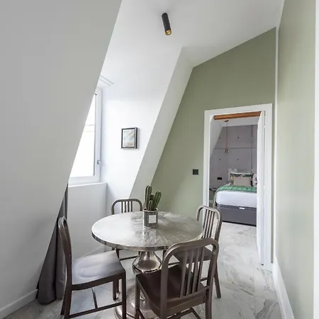 O'lord, 4 Etoiles, De Luxe Champs-elysees Apartment *