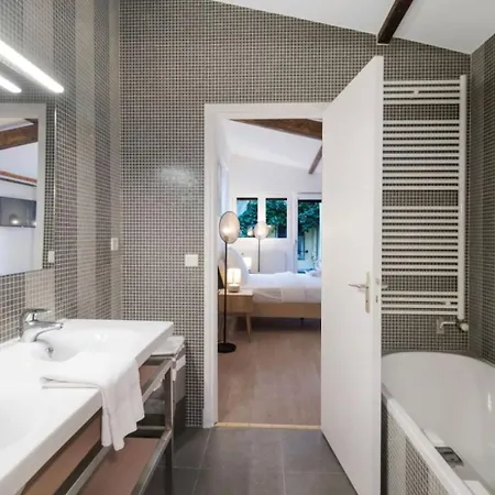 Lejlighed Superb Duplex Located On Rue Mouffetard *