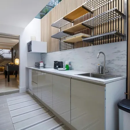 Lejlighed Superb Duplex Located On Rue Mouffetard