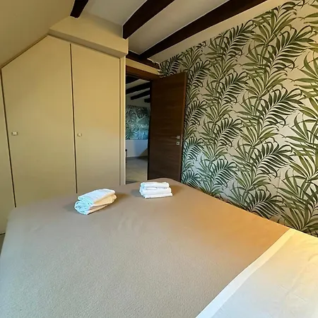 Multiresidence L'elysee アパートホテル