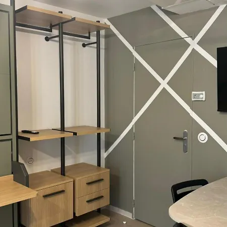 アパートホテル Multiresidence L'elysee *