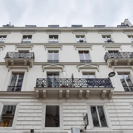 Apartment Urban Flat 35 - 2 Bedroom Grands Boulevards