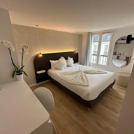 Opera Deauville Otel 3*