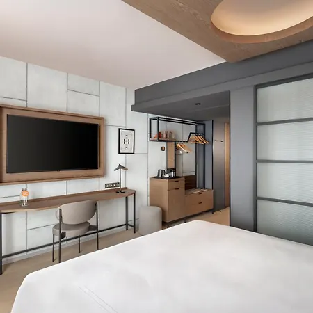 Canopy By Hilton Eiffel Tower Hotel 4*