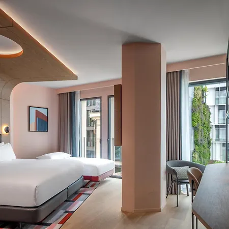 Hotel Canopy By Hilton Eiffel Tower 4*