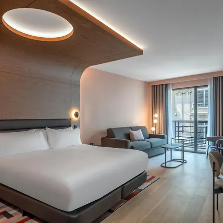Canopy By Hilton Eiffel Tower Hotel Paris