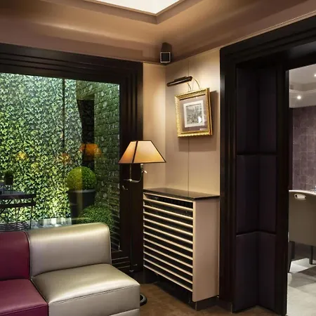 Luxury Arc Of Triumph Apartment
