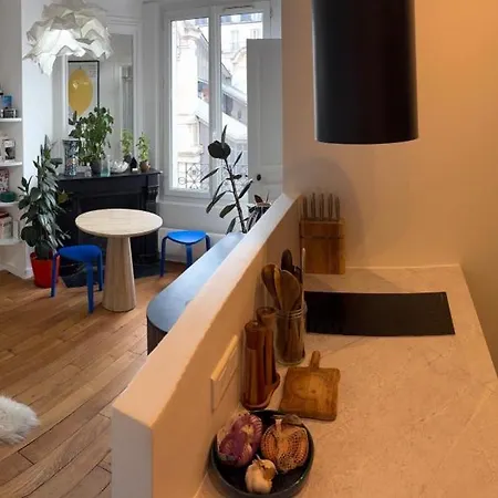 Apartment 2 Pieces Lumineux A Deux Pas De La Tour Eiffel *