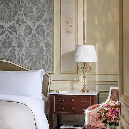 Le Meurice - Dorchester Collection Hotel Paryż