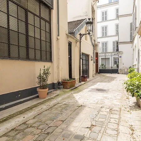 Pick A Flat's House In Saint-germain Des Pres - Impasse Paul Louis Courier Apartment Paris