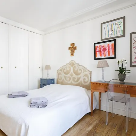 Luxury - Champs Elysees Apartment *