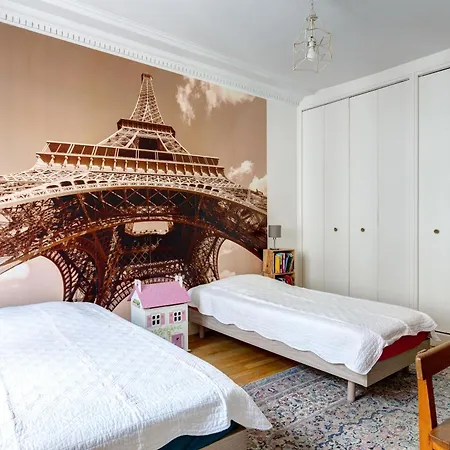 Luxury - Champs Elysees Apartment Paris
